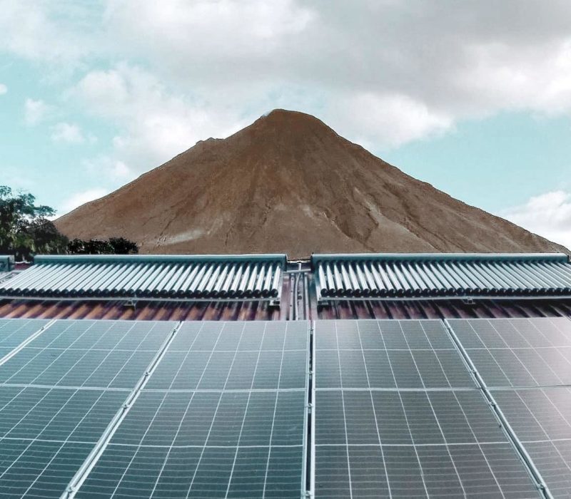 Solar-Panel-Installation in Costa Rica